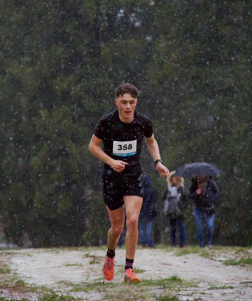Léo Legros, coach spécialiste trail et course à pied, en compétition